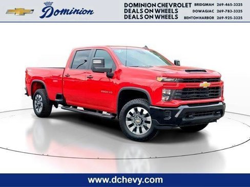 Used 2025 Chevrolet Silverado 2500 Custom image 1