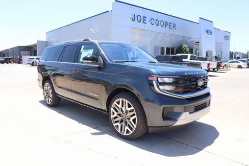 New 2025 Ford Expedition Max Platinum w/ Platinum Ultimate Package image 1
