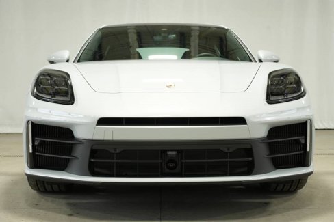 New 2025 Porsche Panamera 4 image 13