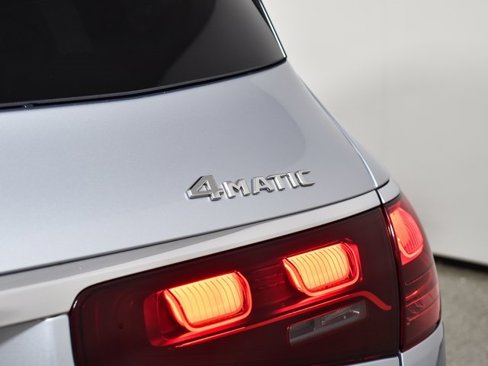 Certified 2025 Mercedes-Benz GLS 450 4MATIC image 10