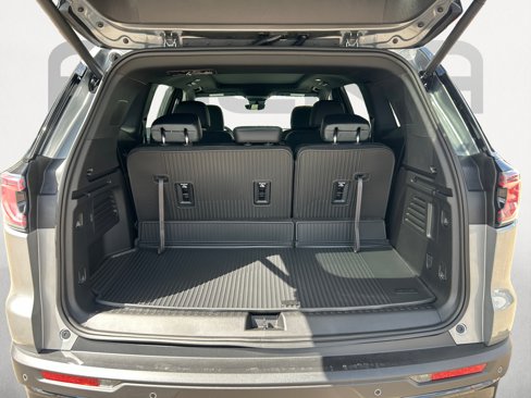 New 2026 GMC Acadia AT4 w/ Luxury Package image 12