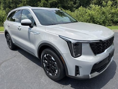 New 2025 Kia Sorento S image 3