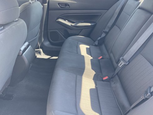 Used 2023 Nissan Altima 2.5 SV image 15