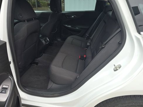 Used 2023 Chevrolet Malibu LT image 18