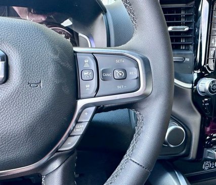 New 2026 RAM 1500 4x4 Crew Cab image 25