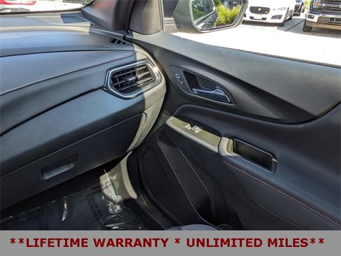 Used 2022 Chevrolet Equinox RS w/ LPO, Floor Liner Package image 19