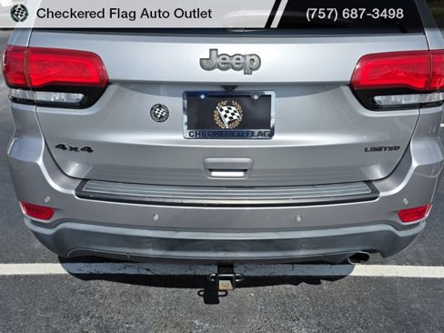 Used 2018 Jeep Grand Cherokee Limited w/ Luxury Group II image 17
