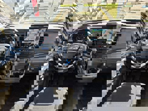 New 2025 Ford Transit 250 148 Medium Roof image 10