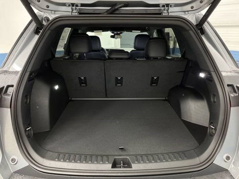 New 2026 Chevrolet Equinox ACTIV w/ Convenience Package III image 15
