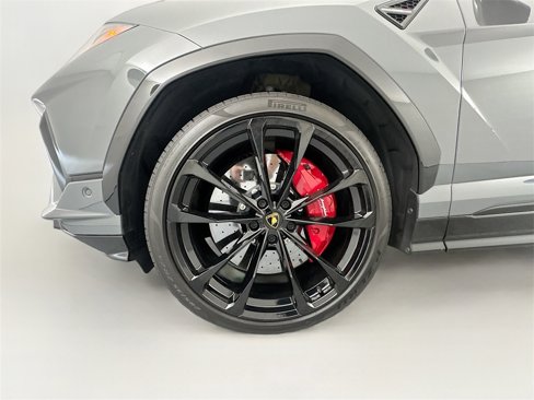 Used 2023 Lamborghini Urus S image 33