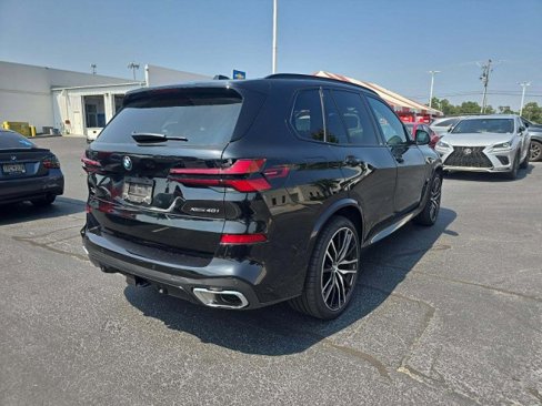 Used 2025 BMW X5 xDrive40i w/ M Sport Package image 2