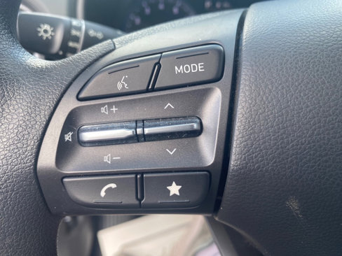 Used 2023 Hyundai Kona SEL image 13
