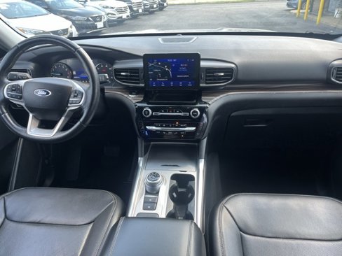 Used 2023 Ford Explorer Limited image 15