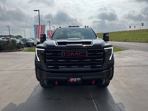 Used 2024 GMC Sierra 2500 AT4 w/ AT4 Premium Plus Package image 3