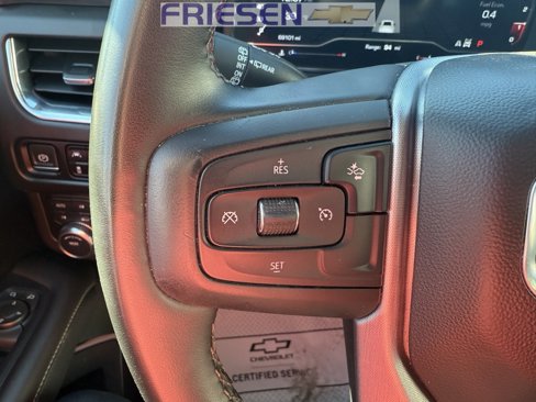 Used 2023 GMC Yukon SLT image 14