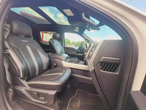 Used 2019 Ford F250 Platinum w/ Platinum Ultimate Package image 15