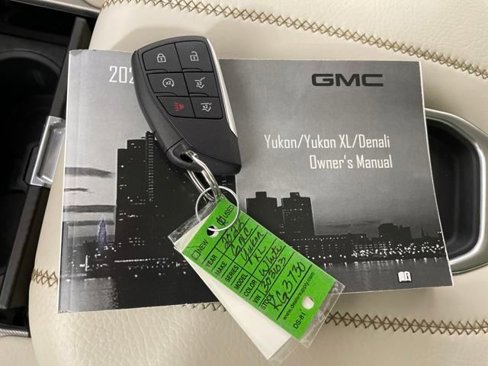 Used 2022 GMC Yukon XL Denali w/ Max Trailering Package image 17