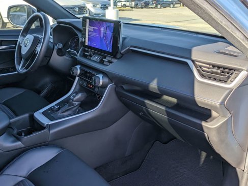 Used 2023 Toyota RAV4 XSE image 32