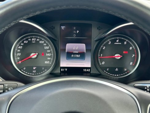 Used 2018 Mercedes-Benz GLC 300 4MATIC image 12