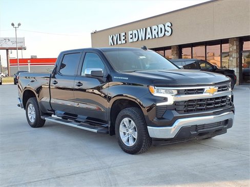 Used 2024 Chevrolet Silverado 1500 LT w/ Protection Package image 3