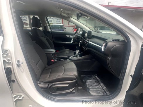 Used 2023 Kia Forte LXS image 15