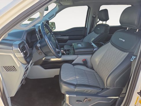 Used 2023 Ford F150 Limited image 16
