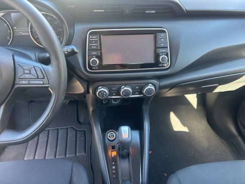 Used 2023 Nissan Kicks S image 11