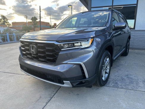 Used 2024 Honda Pilot EX-L image 3