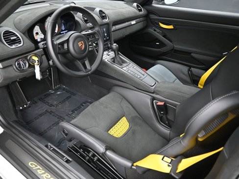 Certified 2024 Porsche 718 Cayman GT4 RS image 4