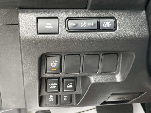 Certified 2023 Nissan Frontier PRO-4X w/ Technology Package image 19