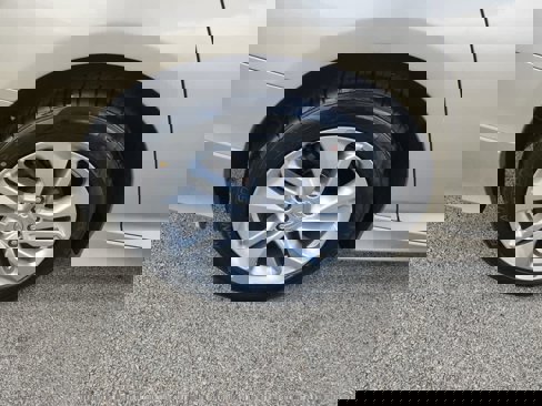 Used 2019 Honda Accord LX image 10