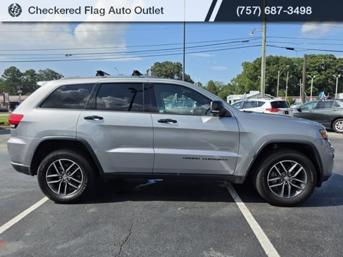 Used 2018 Jeep Grand Cherokee Limited w/ Luxury Group II image 9
