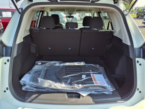 New 2026 Nissan Rogue S image 9