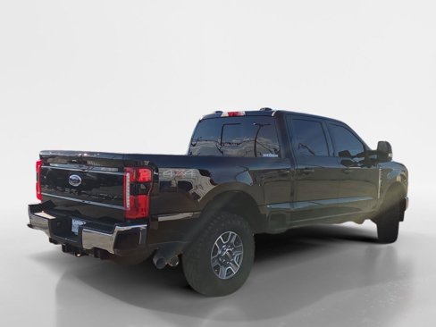 Used 2024 Ford F250 Lariat image 3