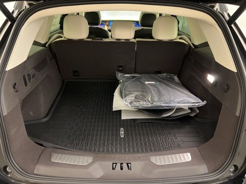 New 2025 Lincoln Nautilus Black Label w/ Jet Appearance Package image 38
