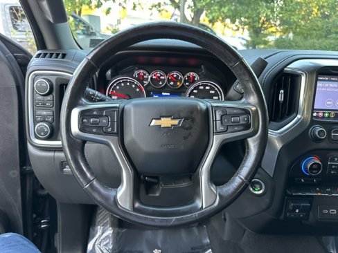 Used 2020 Chevrolet Silverado 1500 LT w/ All-Star Edition image 17