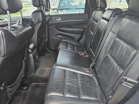 Used 2016 Jeep Grand Cherokee Limited image 12