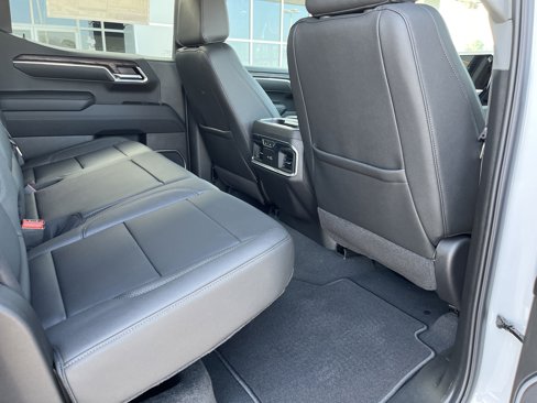 New 2025 GMC Sierra 1500 SLT image 15