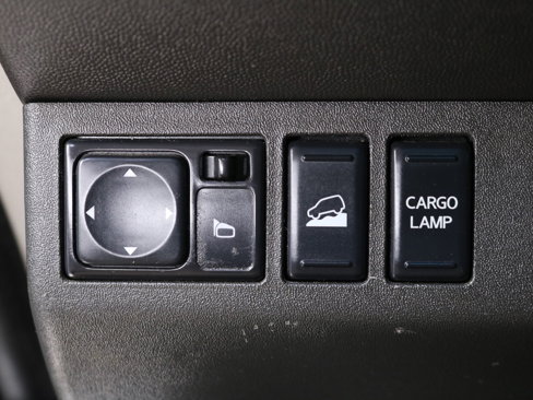 Used 2018 Nissan Frontier PRO-4X image 50