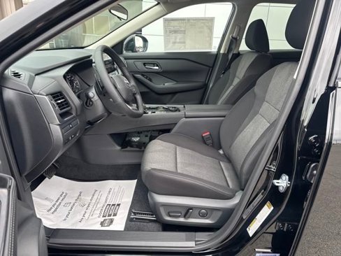 New 2026 Nissan Rogue SV image 10