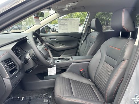 New 2026 Nissan Rogue SV image 4