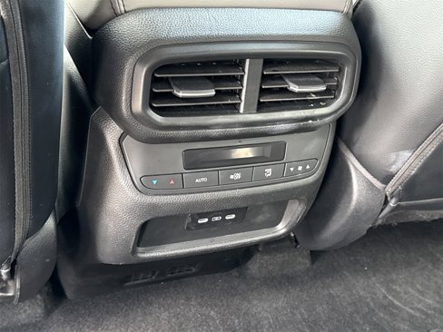 Used 2024 Honda Pilot EX-L image 13