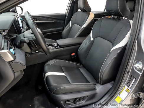 Used 2025 Toyota Camry SE image 13