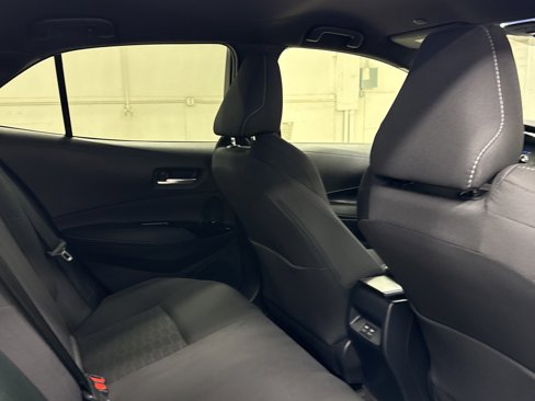 Used 2025 Toyota Corolla SE image 28