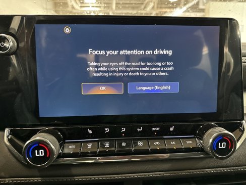New 2025 Chevrolet Colorado LT w/ LT Convenience Package image 20