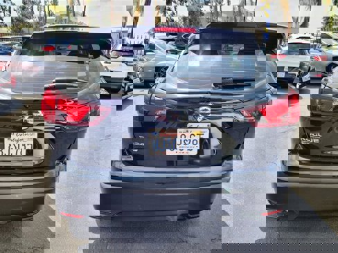 Used 2019 Nissan Rogue Sport S w/ Appearance Package image 3