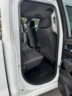 Used 2018 Chevrolet Silverado 1500 LT w/ All Star Edition image 26
