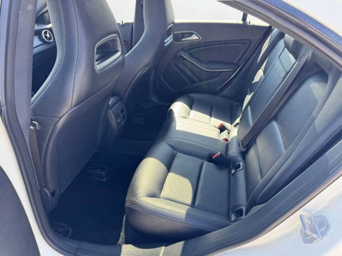 Used 2018 Mercedes-Benz CLA 250 4MATIC image 15