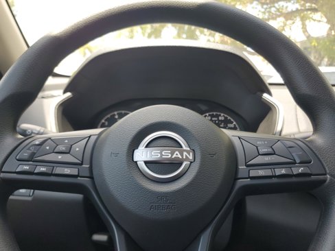 Used 2024 Nissan Altima 2.5 S image 19