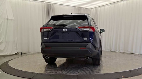 Used 2025 Toyota RAV4 XLE Premium image 8